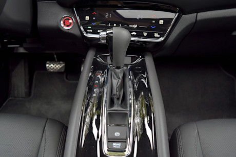 Editorial 2020 honda hr v touring 14 sha