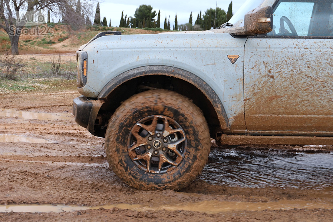 Ford-Bronco-2024-detalles (3).jpg