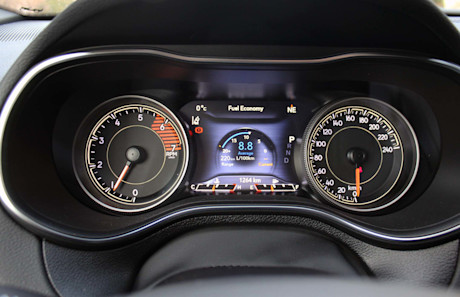 Editorial 2020 jeep cherokee high altitude 4x4 17 pb