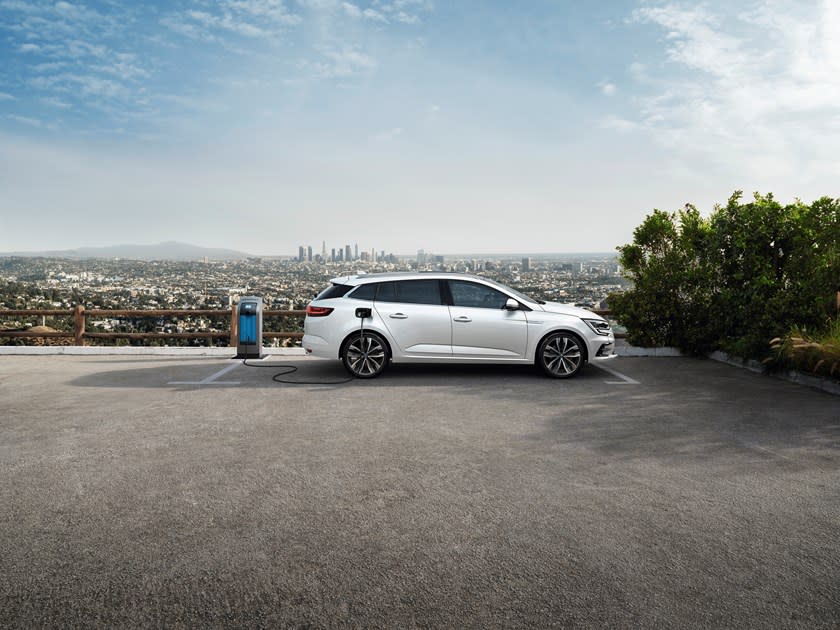 21238441_2020_-_Nouvelle_Renault_MEGANE_E-TECH_Plug-in.jpg