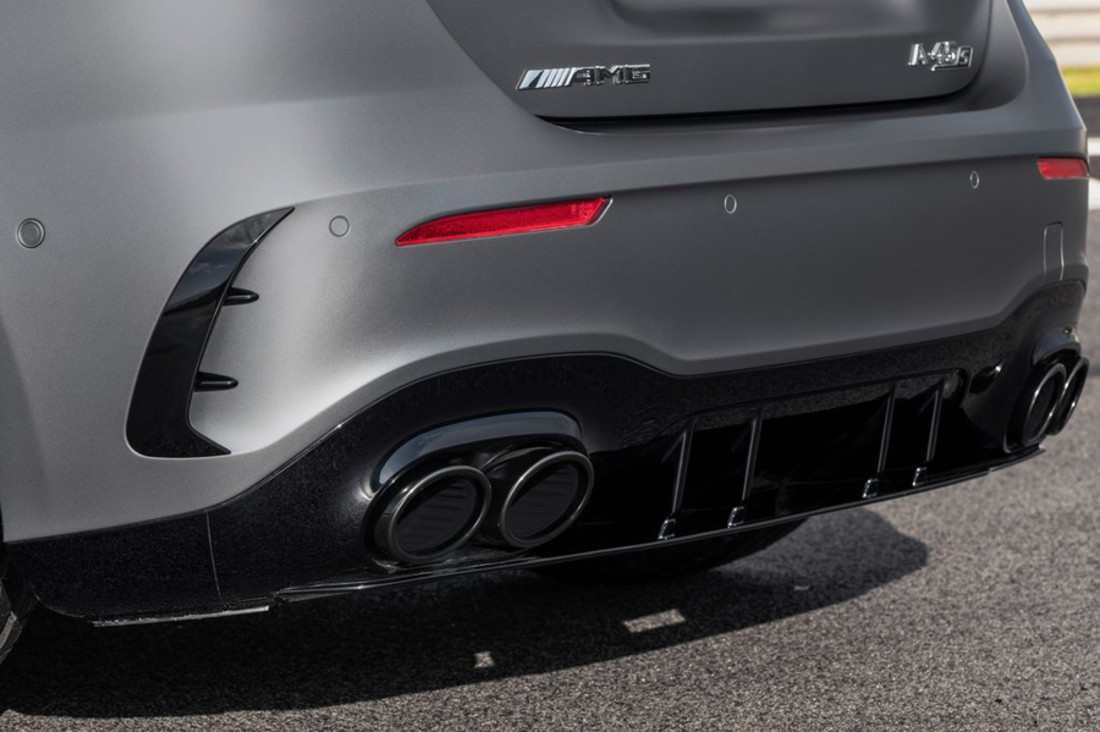 Mercedes-Benz-A45_S_AMG_4Matic-2020-1024-2f.jpg