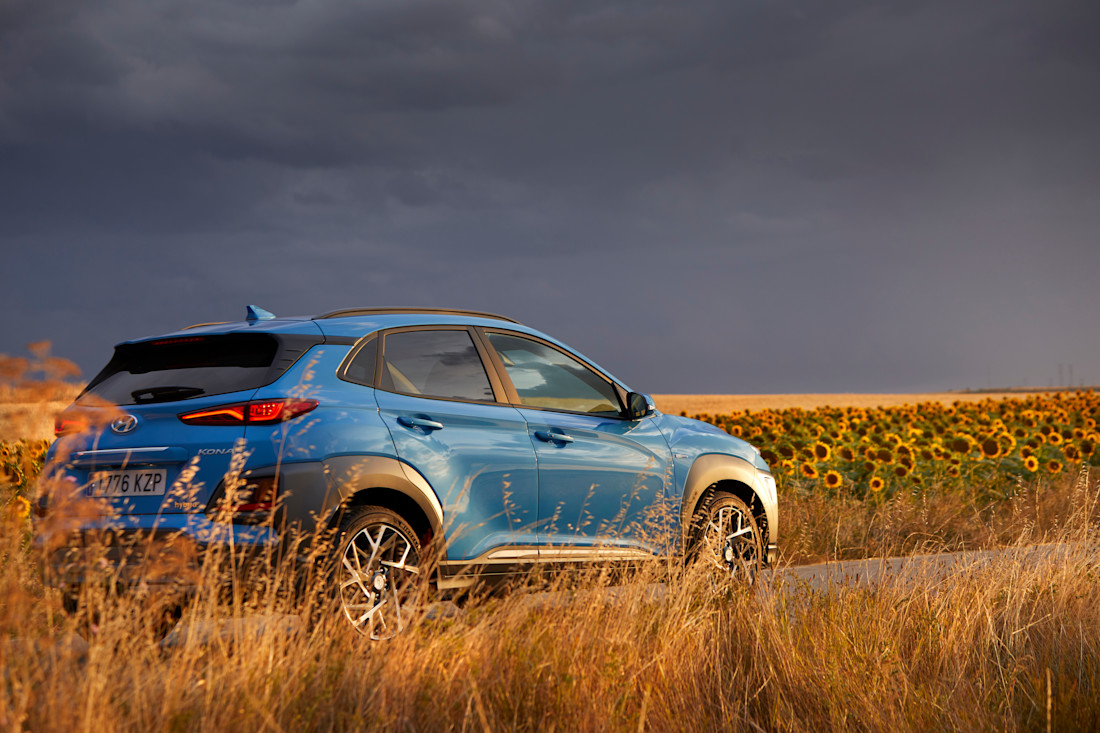 hyundai_kona_hybrid (13).jpg