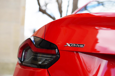 Editorial 2023 bmw 230i xdrive coupe 16 jl