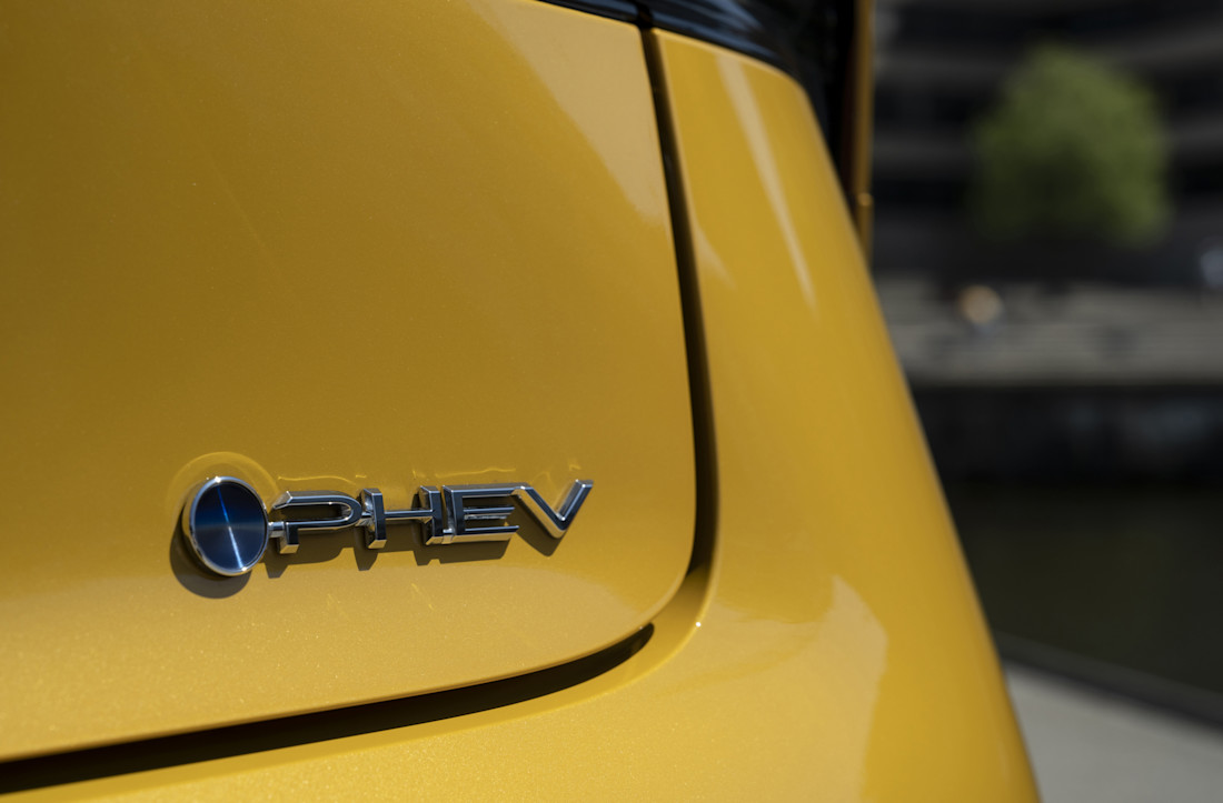 Met deze 4 tips houd jij de batterij van jouw plug-in hybride gezond