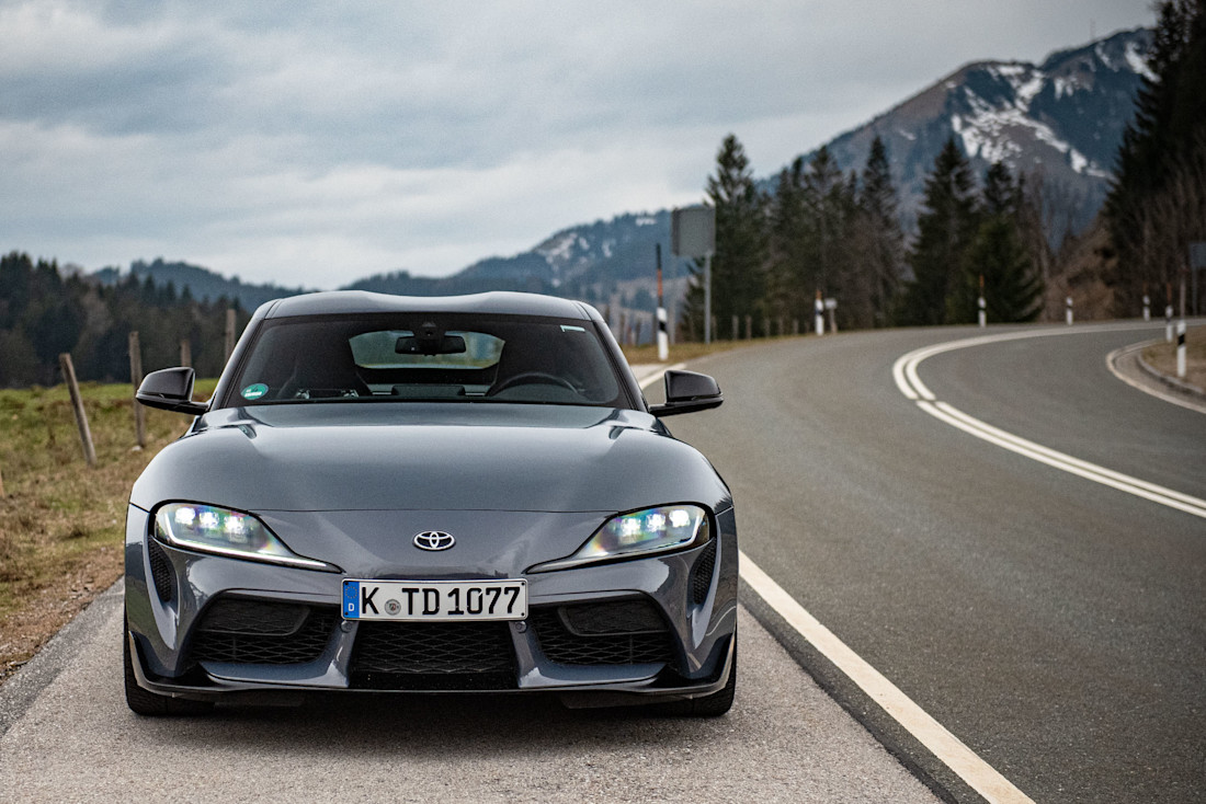 Toyota-Supra-3