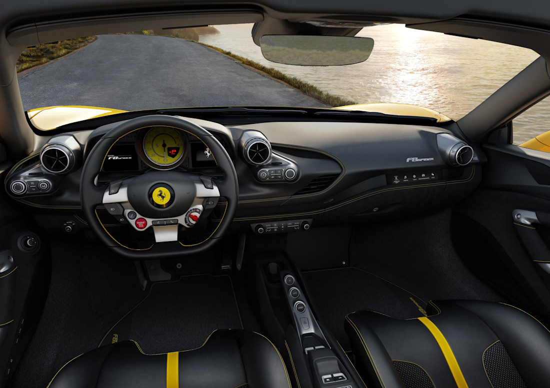 Ferrari F8 Spider_09.jpg