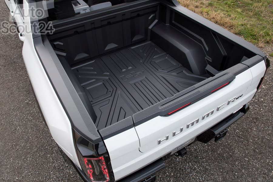GMC-Hummer_EV-2022-1280-27.jpg
