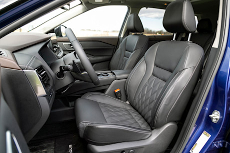 Editorial 2022 nissan rogue platinum awd 13 jw