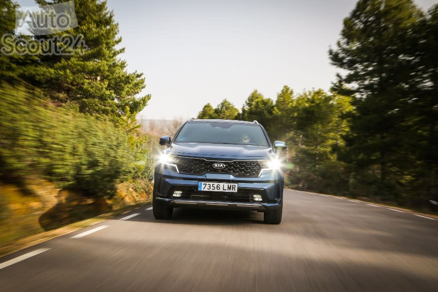 NUEVO KIA SORENTO PHEV - CALIDAD MEDIA_015 (1).jpg