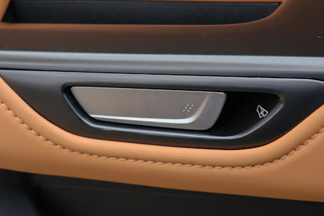 Editorial 2022 lexus nx 450h executive 32 jm