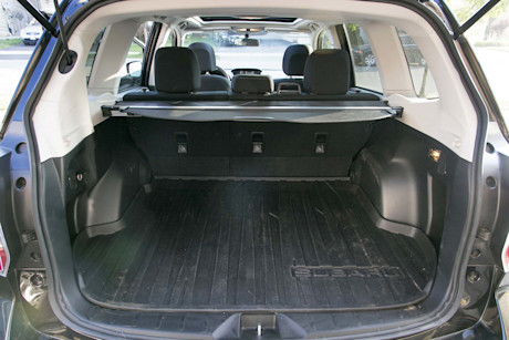 Editorial 2016 subaru forester touring 6mt jw 14