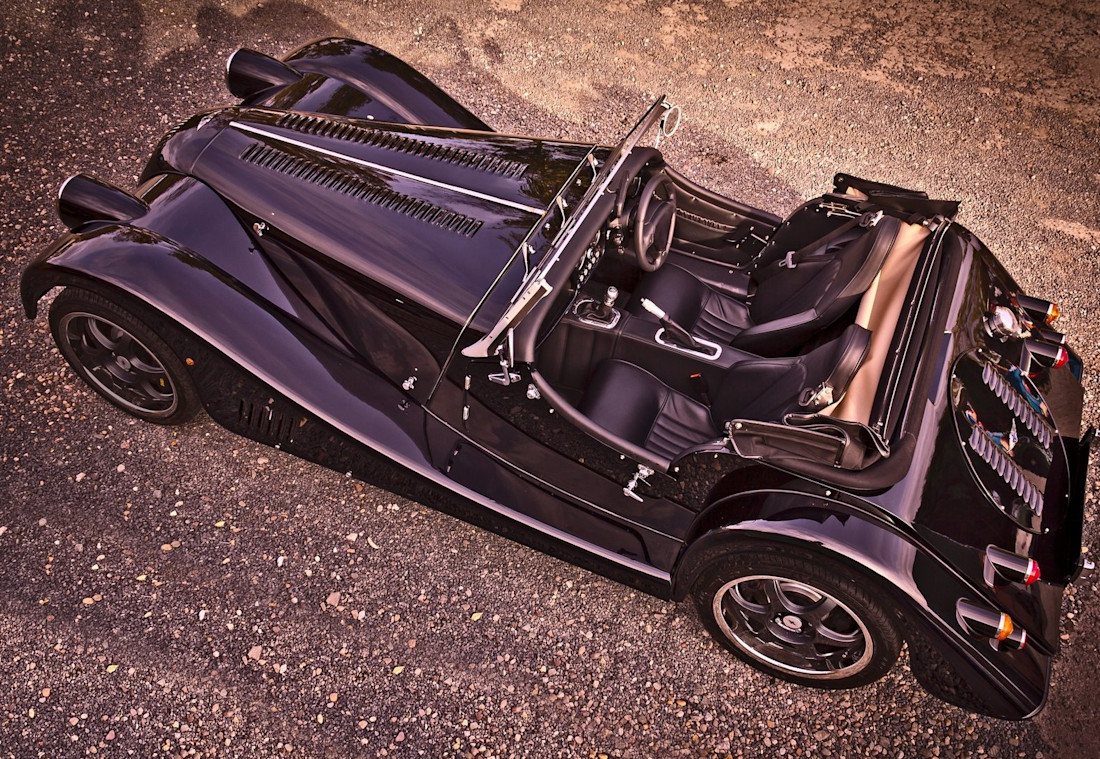 morgan-plus-8-side