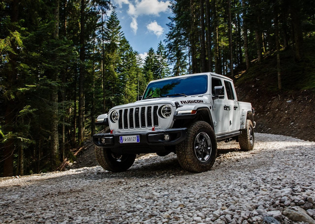 Jeep-Gladiator_EU-Version-2020-1280-0c.jpg