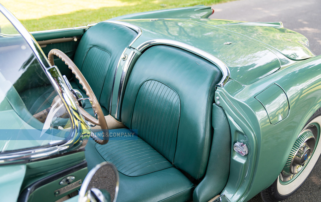 Chevrolet-Corvette-1954-coche-raro-subasta (8).jpg