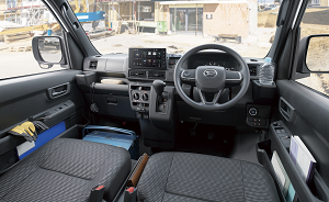 daihatsu-hijet-interior
