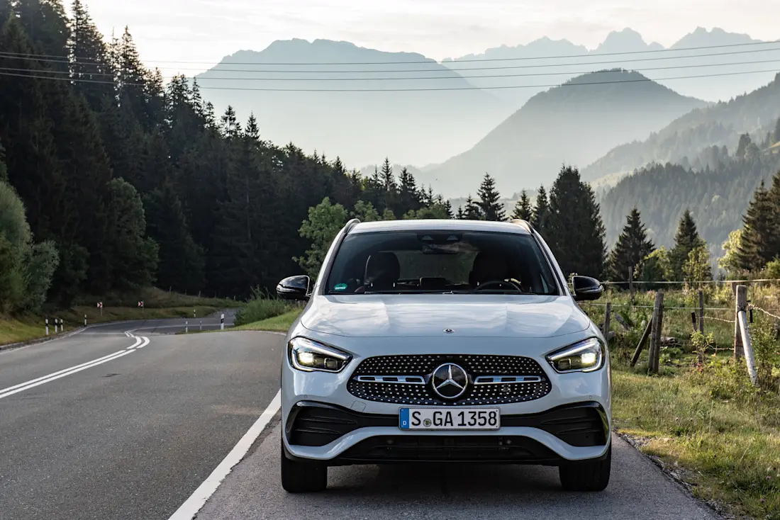 Mercedes-Benz-GLA-250-4Matic-Front Mercedes-Benz-GLA-250-4Matic-Front