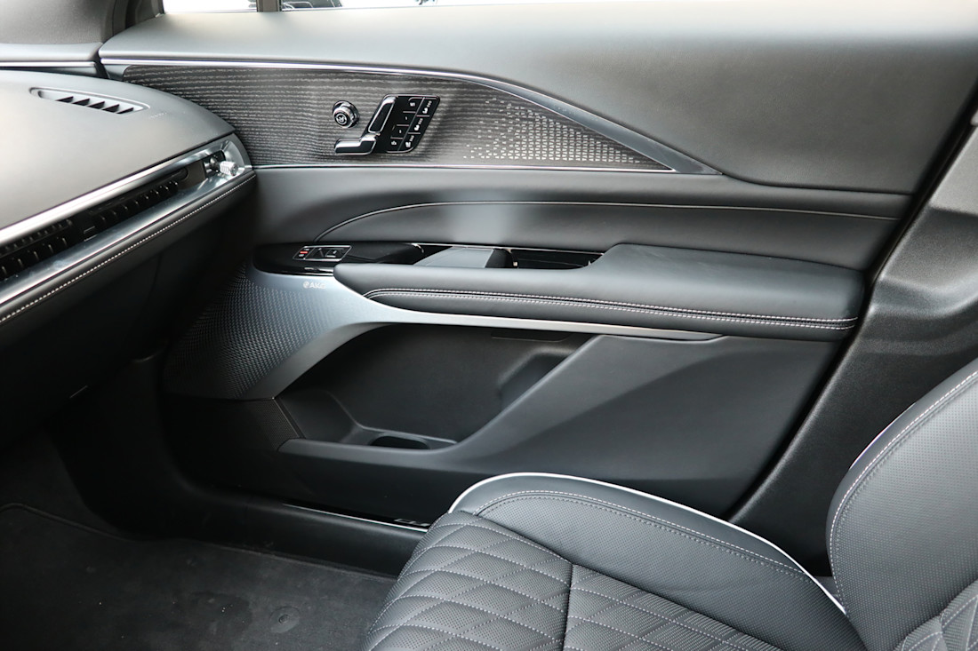 2026 Cadillac Lyriq V - TD - JM - 260223 - 32.jpg