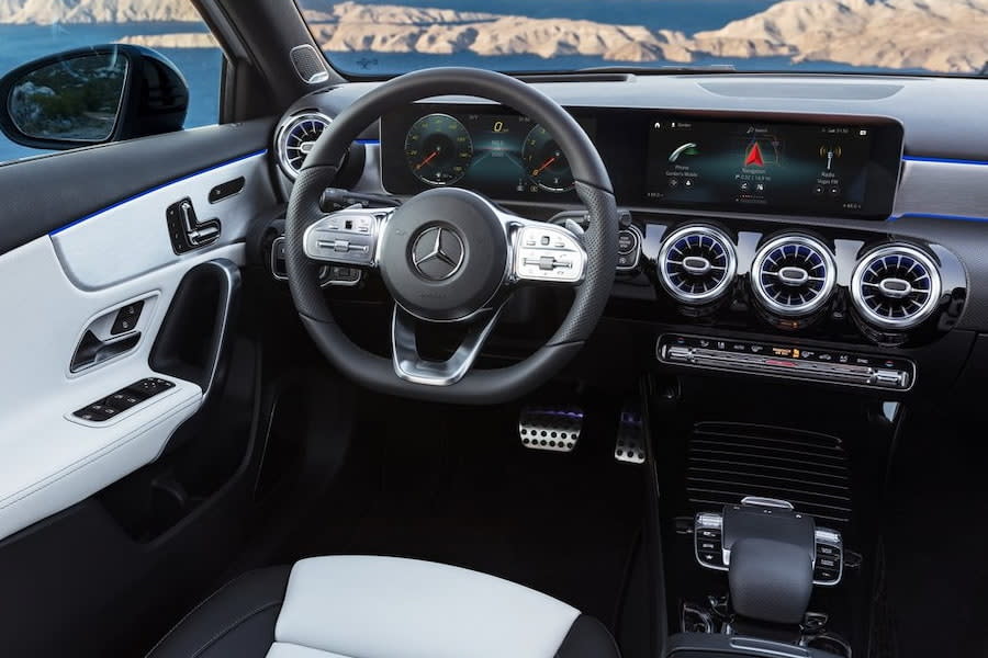 mercedes-benz-a-klasse-interior