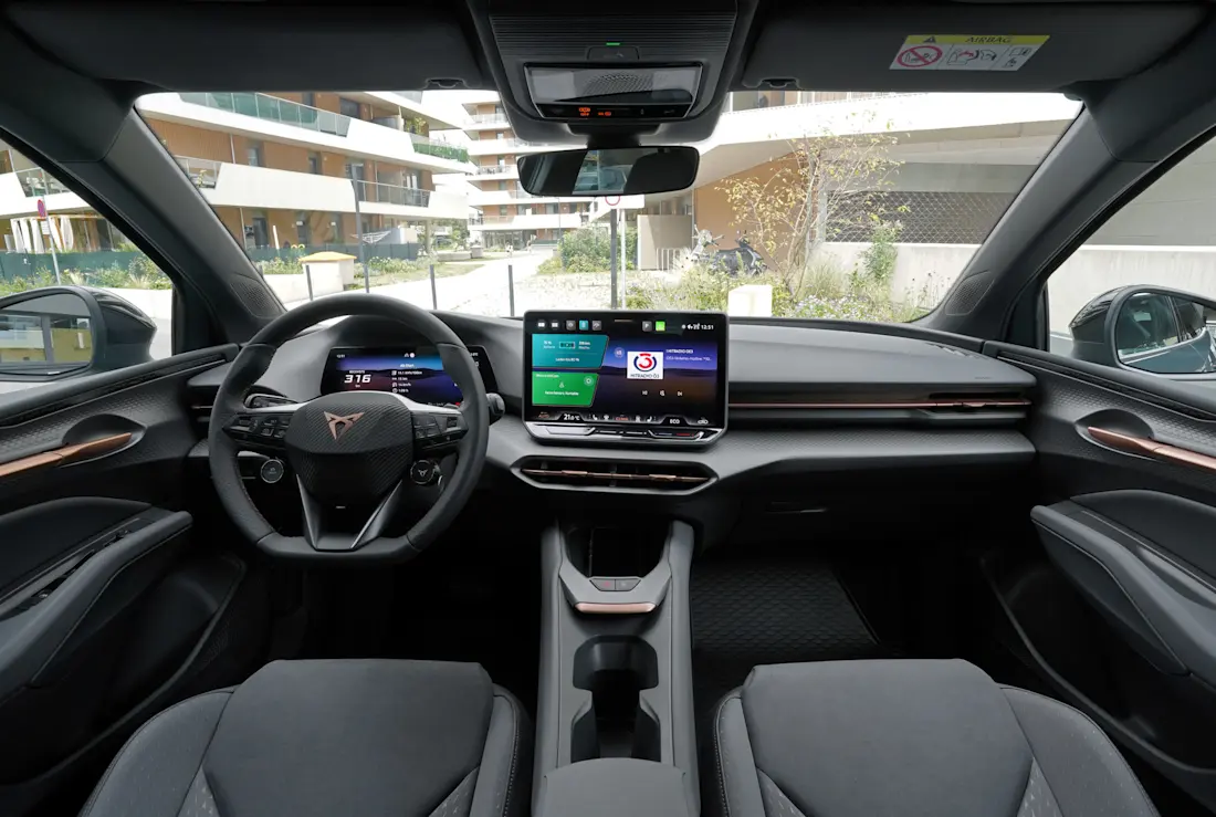 7 cupra-raval-endurance-2026-cockpit