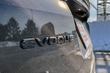 Editorial 2022 land rover range rover evoque p250 bronze collection 18 ct