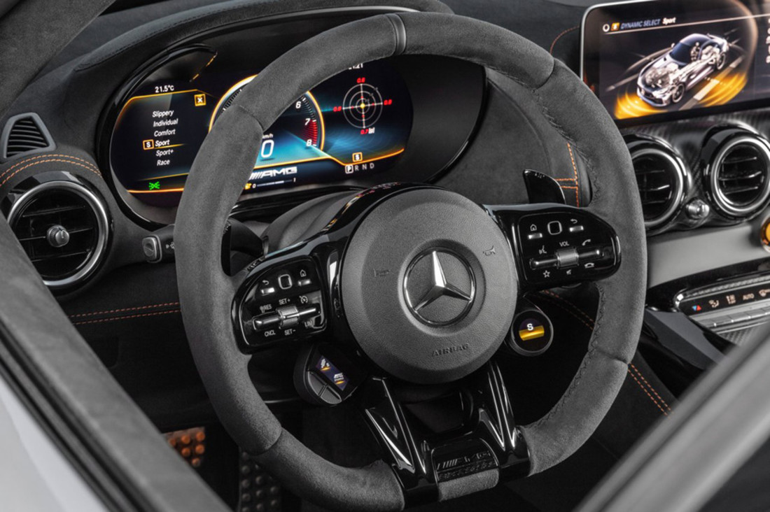 Mercedes-Benz-AMG_GT_Black_Series-2021-1280-35.jpg