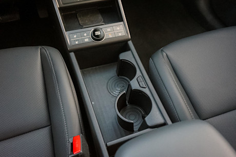 Editorial 2024 hyundai kona electric ultimate td 240404 24 jl