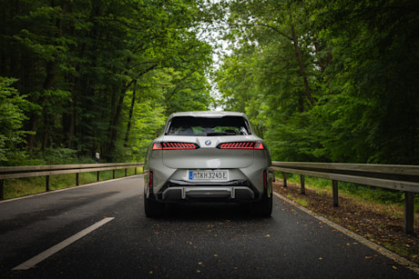 GTEST2026 BMWIX3-5