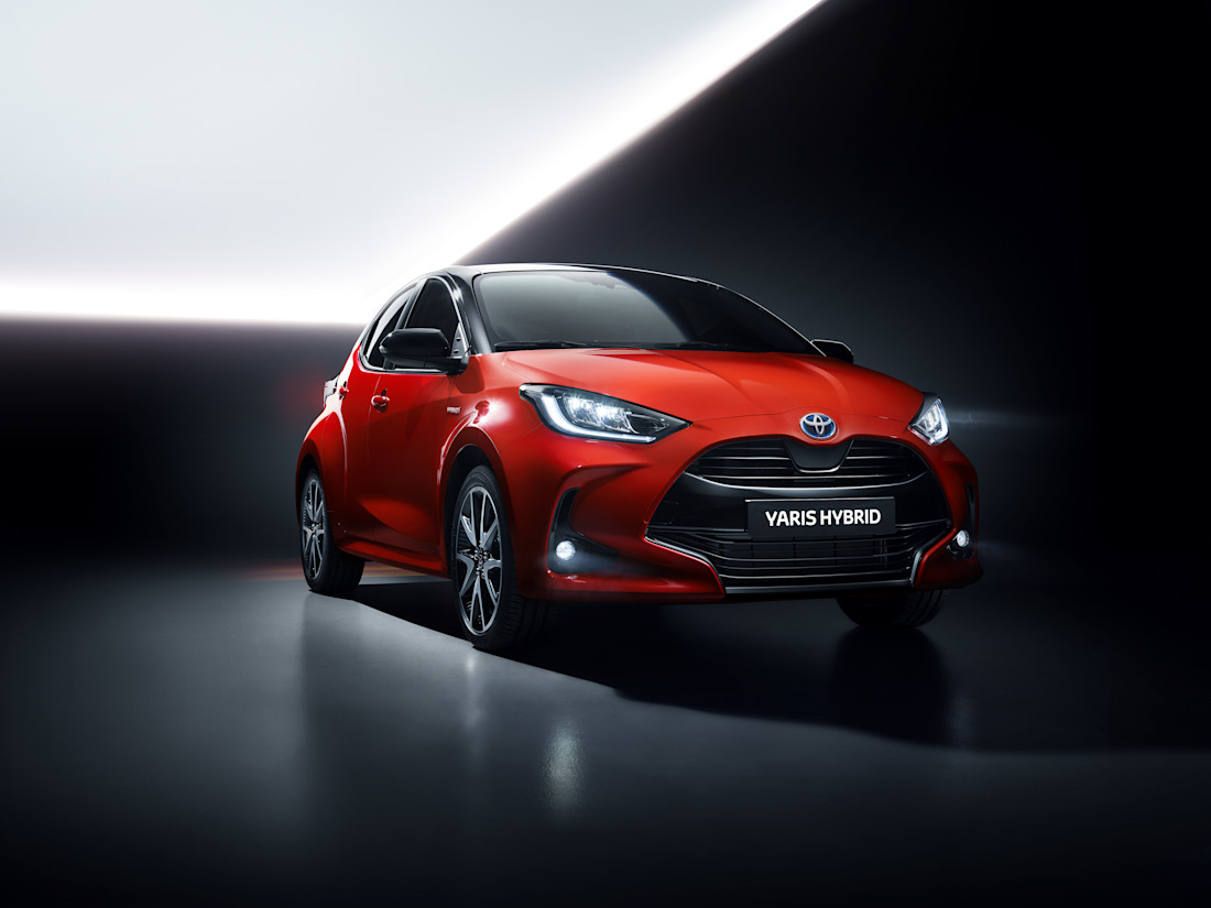 Nuova Toyota Yaris 2020 con nuovo motore Hybrid Dynamic Force 1.5L