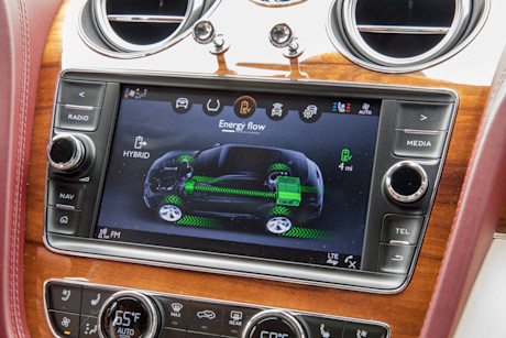 Editorial bentayga hybrid 10