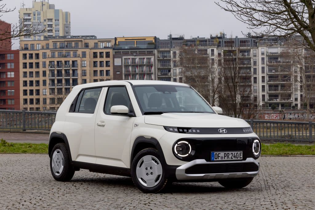 hyundai-inster-02-4 wid 1024 bfc off