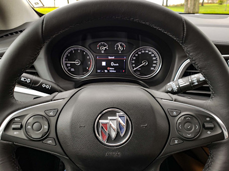 Editorial 2020 buick enclave essence 17 sw