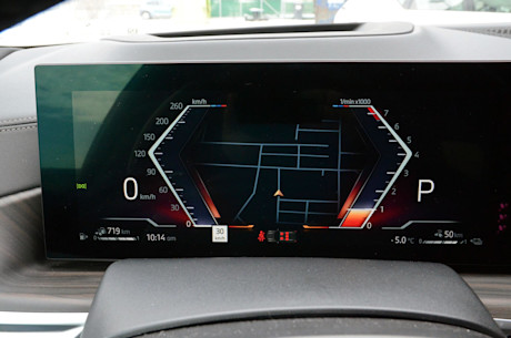 BMW X5 xDrive50e 2024 : essai routier Body Image