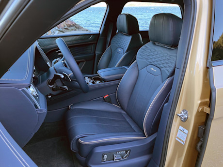 Editorial 2023 bentley bentayga 20 sb