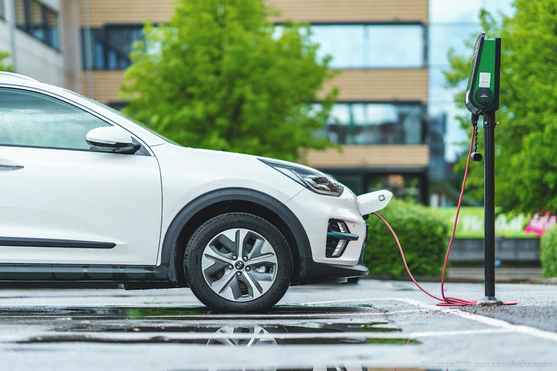 Tempi di ricarica delle 10 auto elettriche più vendute