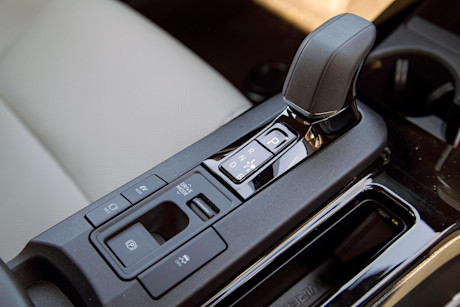 Editorial 2023 toyota prius xle awd 27 jw