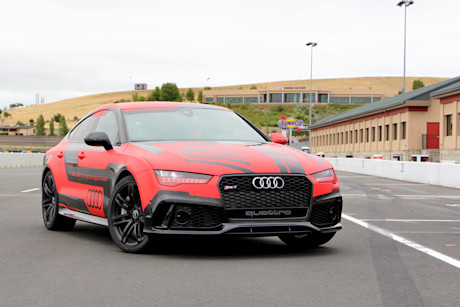 Editorial 22 jy audi piloted driving robby