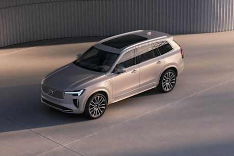 Bejaarde Volvo XC90 (2024) wil na forse facelift Tinder weer op