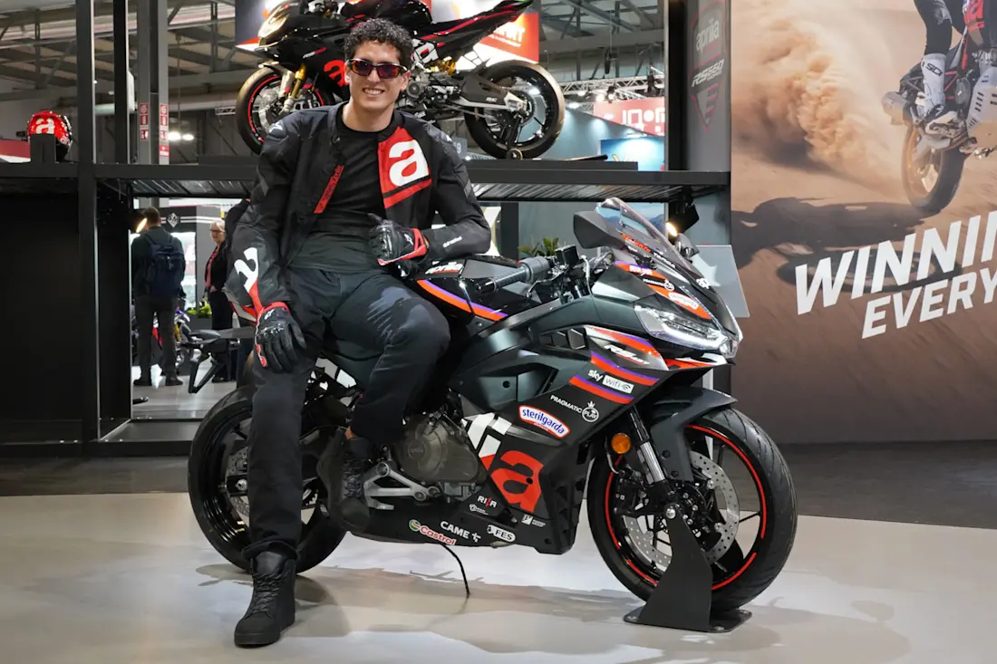 9 eicma-2025 aprilia-rs-457-gp-replica