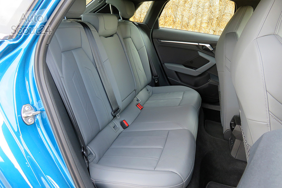 FT_20_audi_a3_sportback_plazas_traseras.JPG