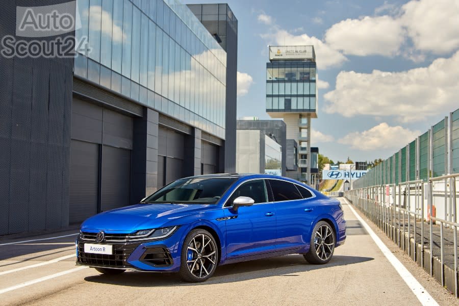 arteon-r-en-el-circuito-del-jarama (1).jpg