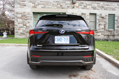 Lexus NX 300h 2021 : essai routier Image