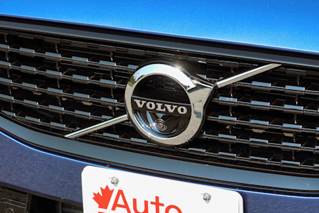 Editorial 2021 volvo v60 t5 awd r design 11 jm