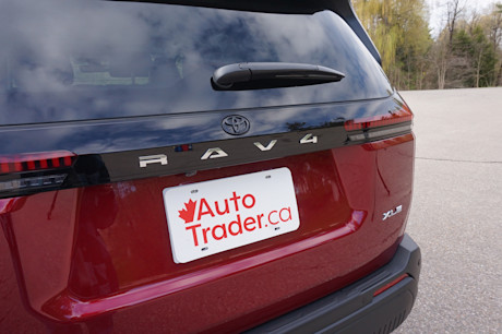 2026 Toyota RAV4 vs Honda CR-V Hybrid-JL-6