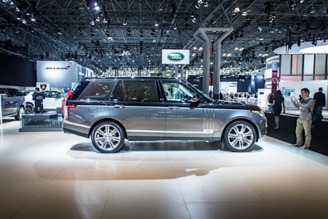 Editorial 09a bm range rover svautobiography