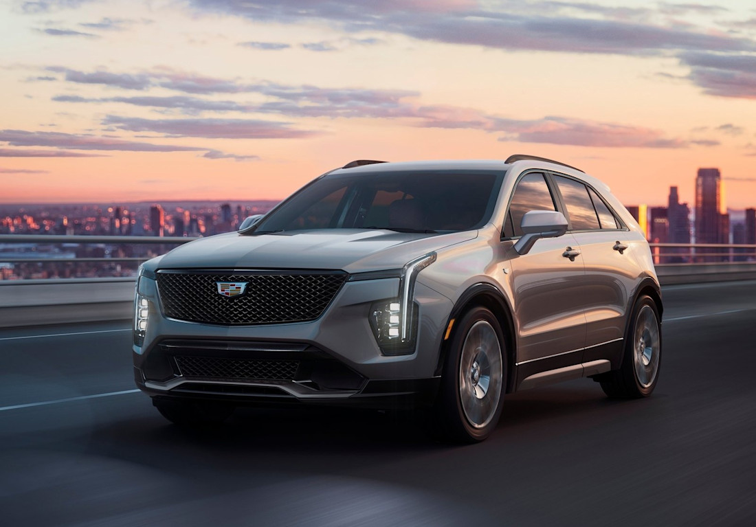 cadillac-xt4-white-front