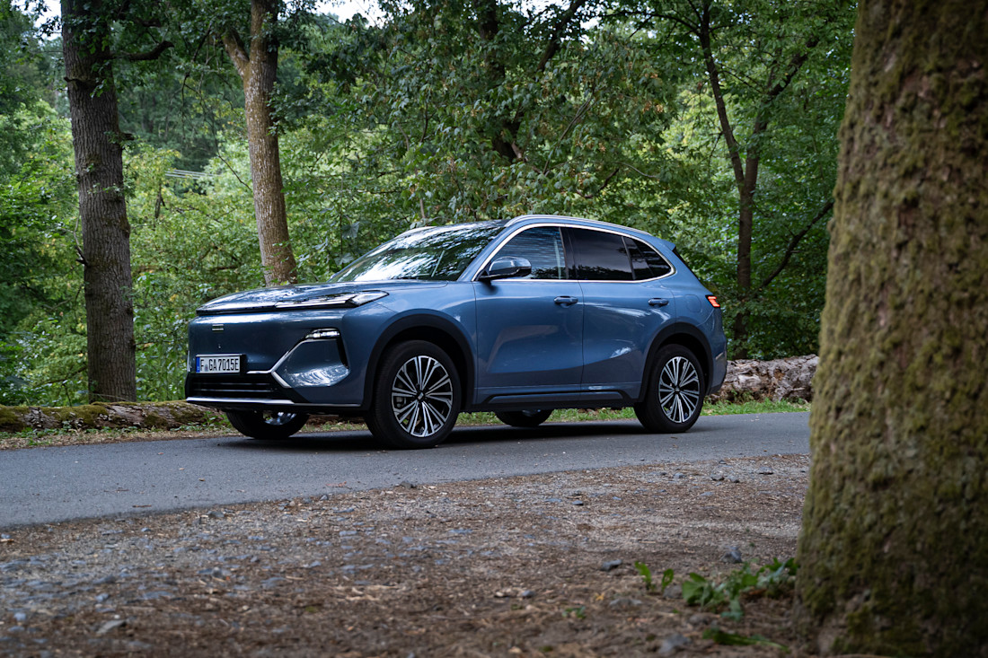 2026 Geely Starray EM-i Wallpaper-1