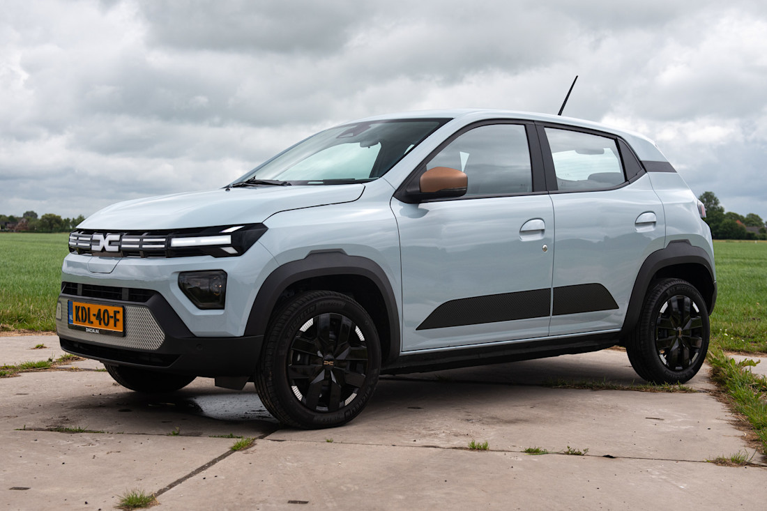 AS24 Dacia Spring 1