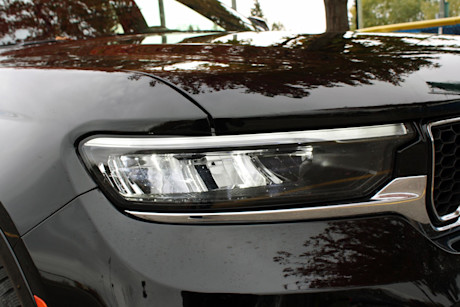 Jeep Grand Cherokee 4xe vs Mazda CX-90 PHEV 2024 : match comparatif Image