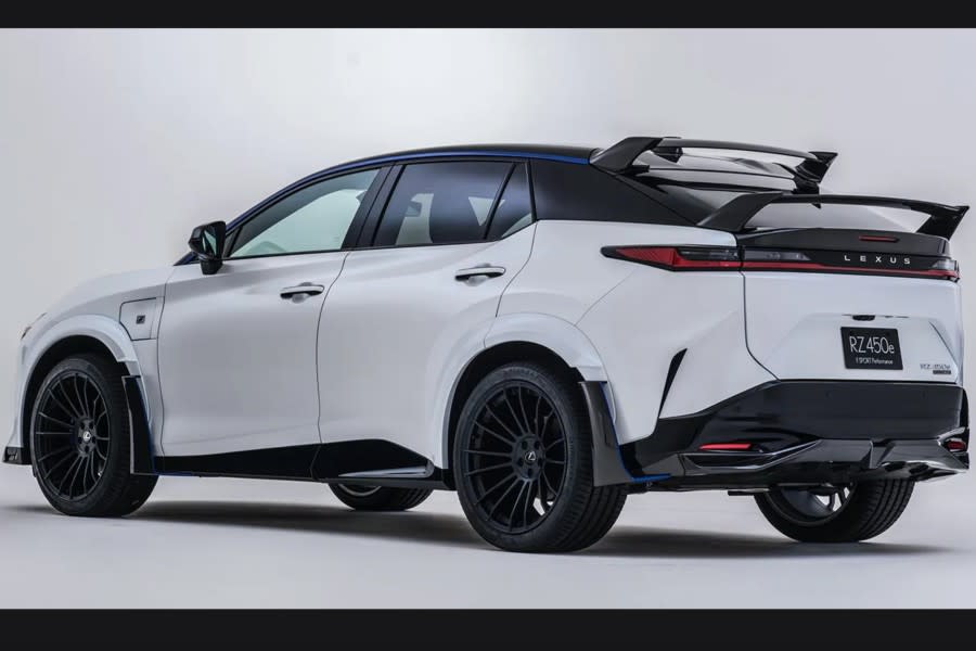 lexus-rz-450e-f-sport-performance.12.jpg