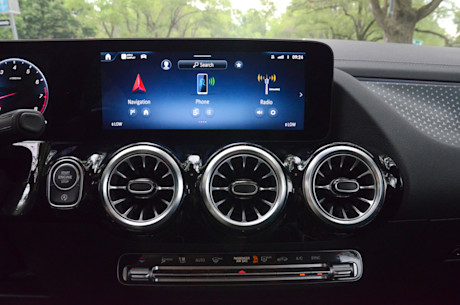 Mercedes-AMG GLA 35 2024: essai routier Image